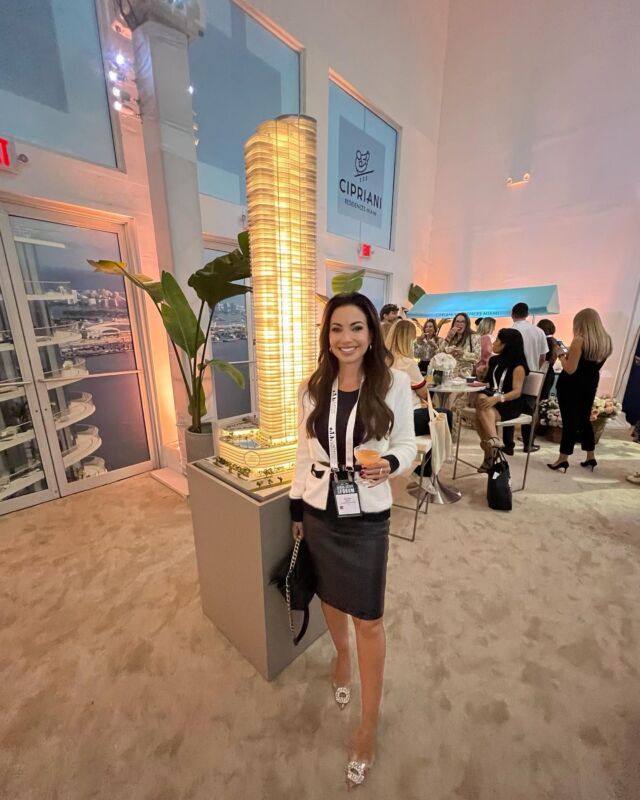 Today I had the opportunity to check out the Cipriani residences exhibit at the Real Deal conference in Wynwood.

Welcome to the Cipriani Residences. Located in Miami’s vibrant neighborhood Brickell, this building epitomizes the timeless Italian spirit, style and service. Experience the essence of Miami as you live, work and play in the heart of this bustling city. This stunning tower is a toppling 80 stories high featuring panoramic views of the Brickell skyline, Biscayne Bay and Coconut Grove. 

Residences range from one bedroom + dens to four bedrooms including amenities such as private dining experiences, pickle ball courts, four-level wellness center, resident lounges and more. 

📱 (561) 715-9601⁠
💻️ michelledimarco.com⁠
📧 mdimarco@onesothebysrealty.com⁠
⁠
𝘜𝘯𝘮𝘢𝘵𝘤𝘩𝘦𝘥 𝘴𝘦𝘳𝘷𝘪𝘤𝘦, 𝘨𝘭𝘰𝘣𝘢𝘭 𝘳𝘦𝘢𝘤𝘩, 𝘭𝘰𝘤𝘢𝘭 𝘦𝘹𝘱𝘦𝘳𝘵𝘪𝘴𝘦